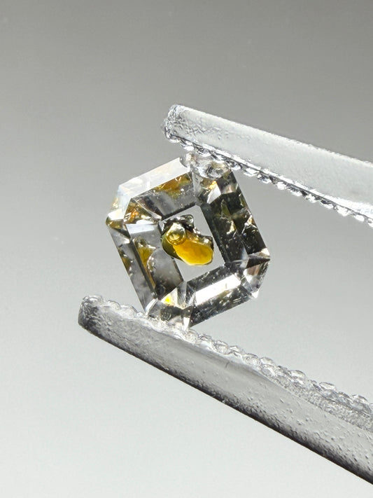 0.21 ct Octagon Emerald Cut Petroleum Quartz with Enhydro Moving Bubble – Madagascar
