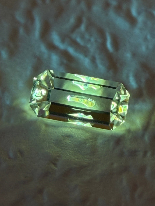 0.43 ct Baguette / Emerald Cut Petroleum Quartz with Fluorescent Inclusion – Madagascar (6.8 x 3.3 mm)