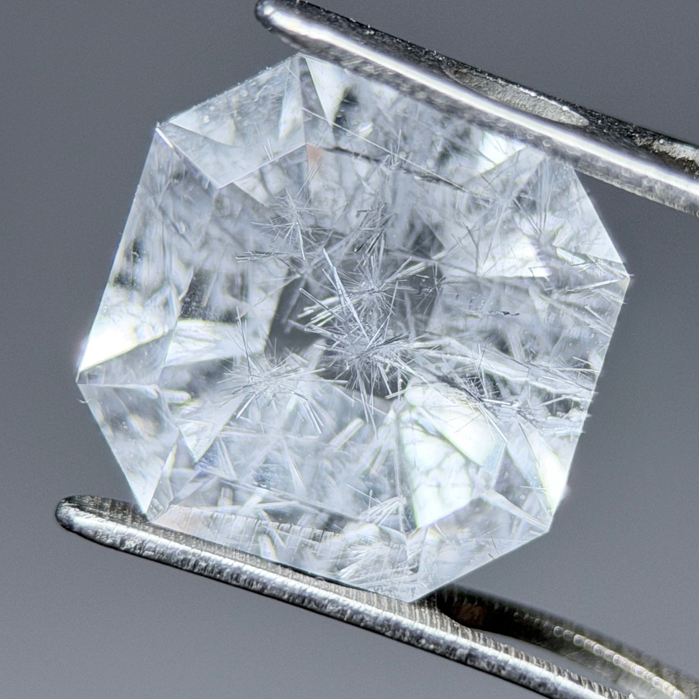 Natural Dumortierite Quartz – 2.38 ct Octagon Cut (8 x 8 mm) – Snowflake Inclusion