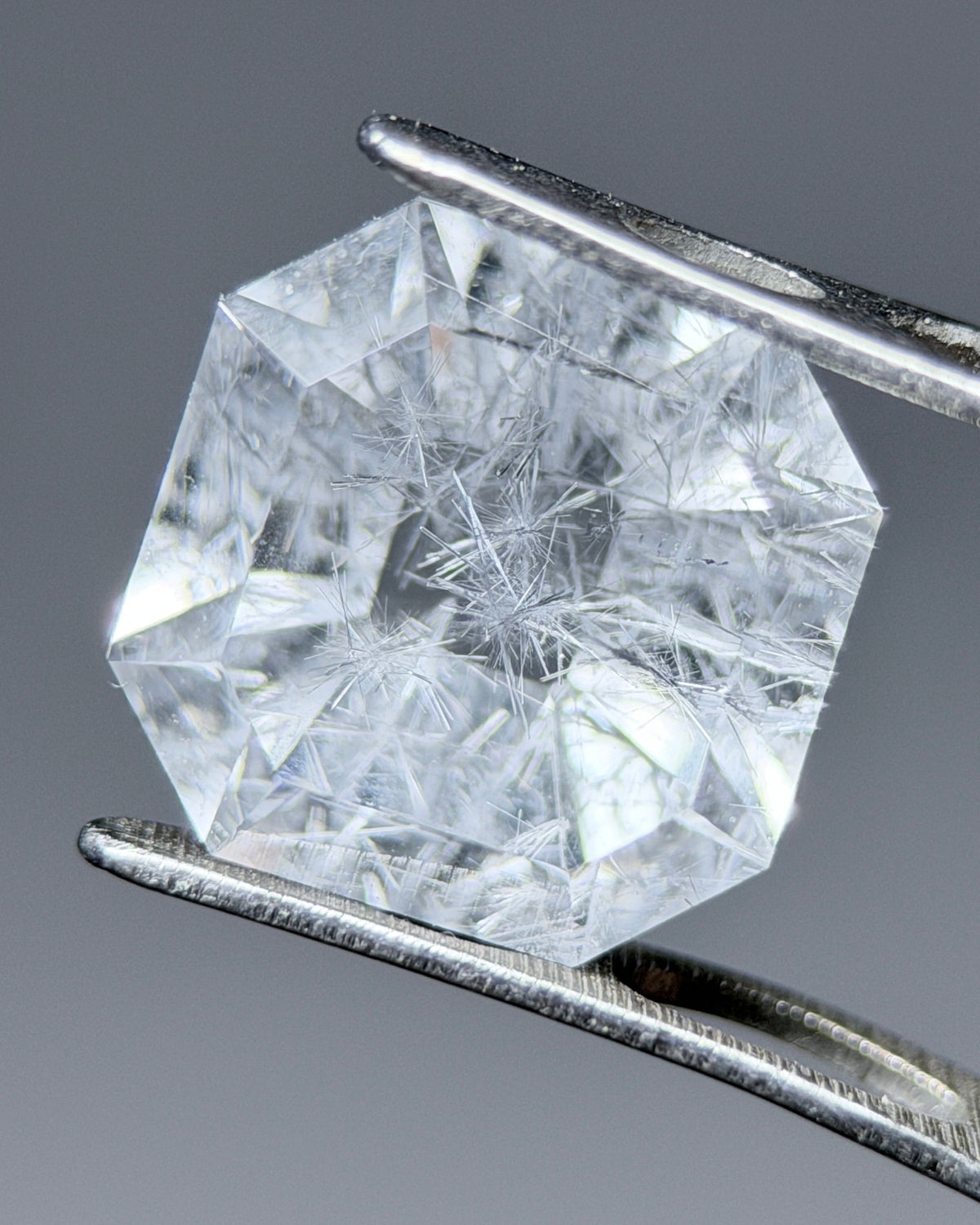 Natural Dumortierite Quartz – 2.38 ct Octagon Cut (8 x 8 mm) – Snowflake Inclusion