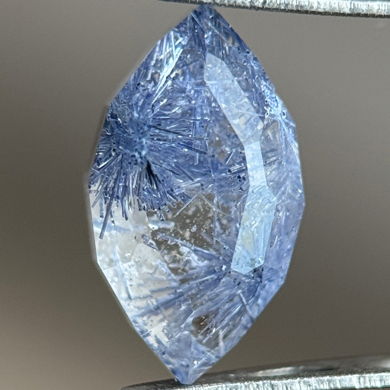 藍線石