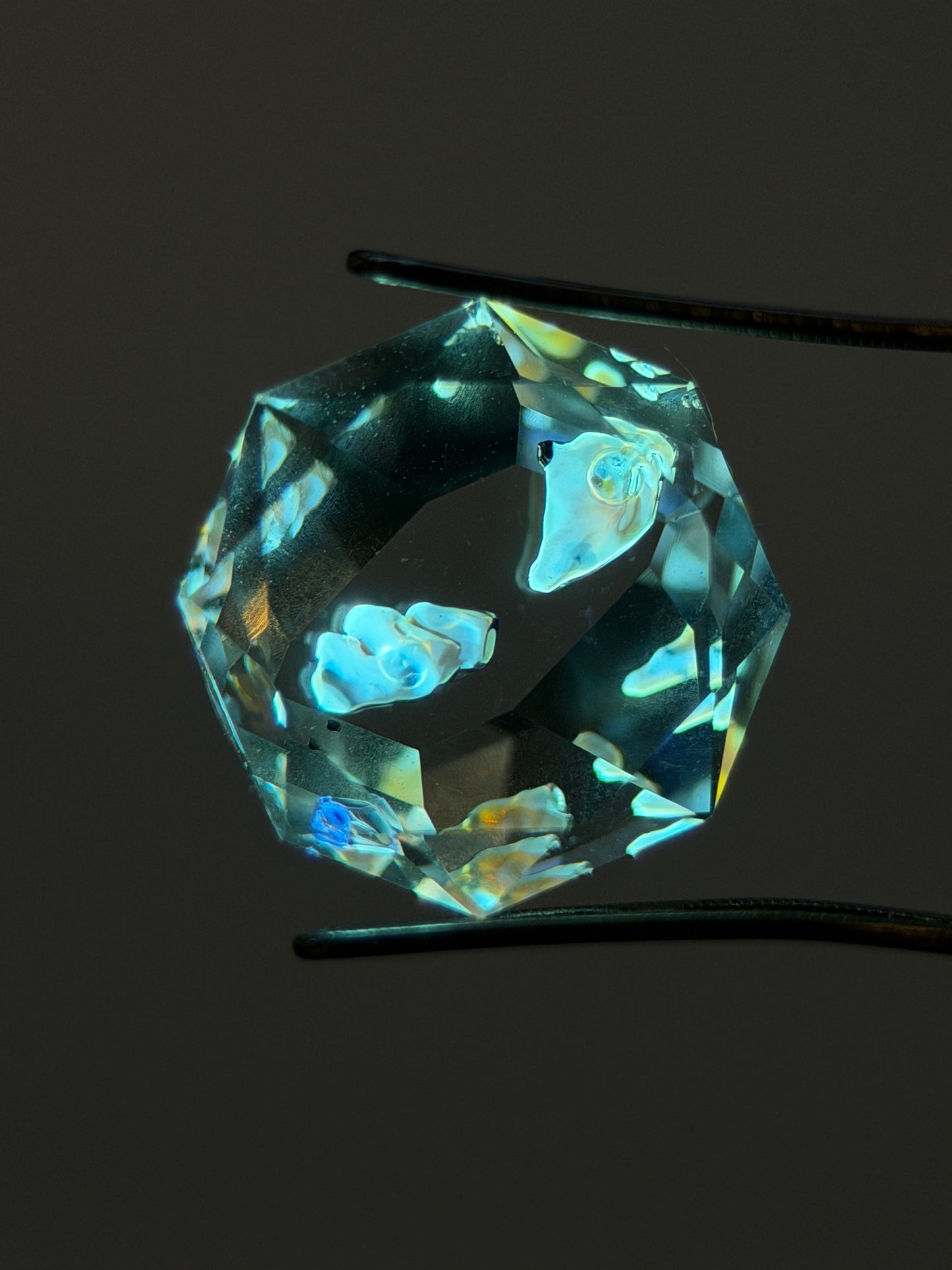 3.0ct Octagon Cut Petroleum Quartz with Enhydro Moving Bubble – Madagascar