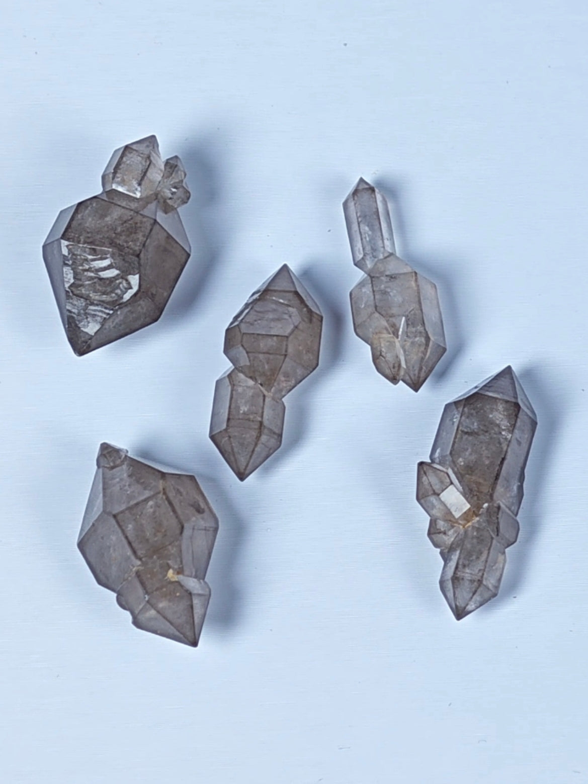 [Special Bundle Set] 5-Piece Petroleum Herkimer Quartz Crystals Collection | Multi-Faceted & Scepter Formations
