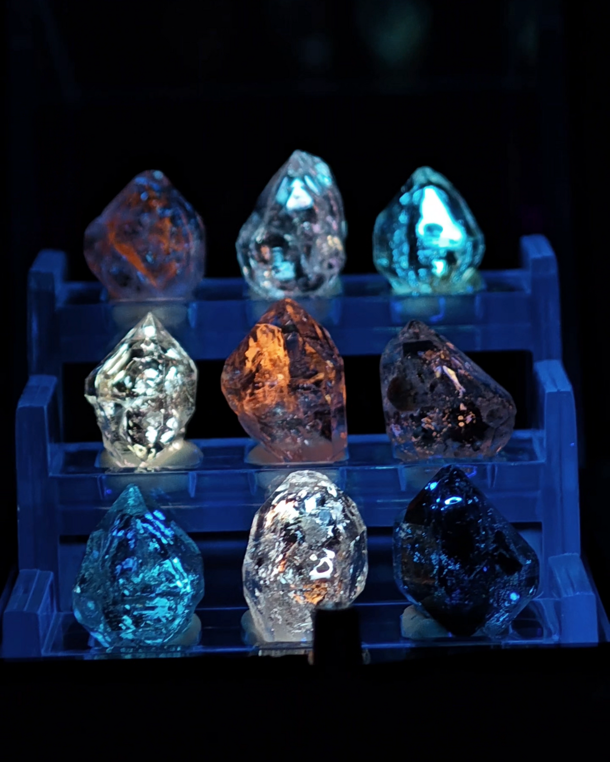 Natural Petroleum Quartz 9-Grid Mini Specimen Box Set | Pakistan