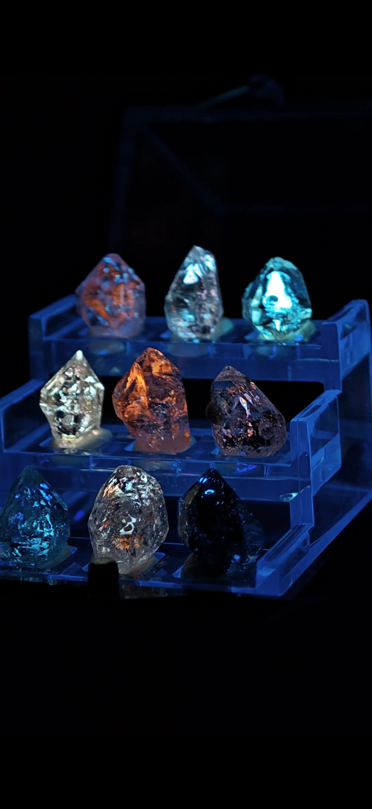 Natural Petroleum Quartz 9-Grid Mini Specimen Box Set | Pakistan