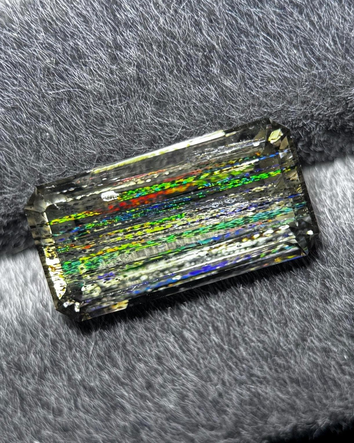 Rainbow scapolite 9ct
