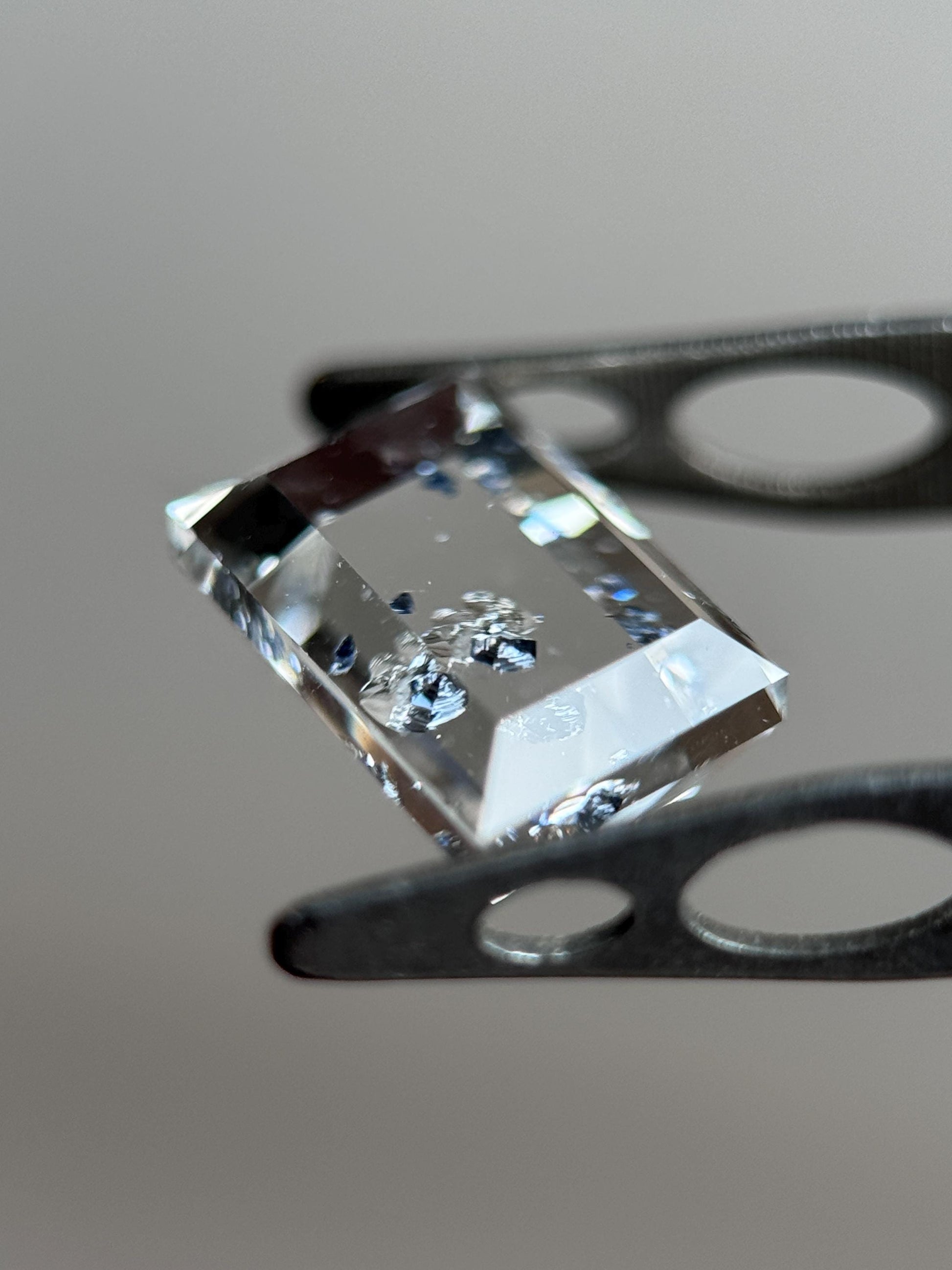 Anatase inclusion in Quartz 2.46ct
