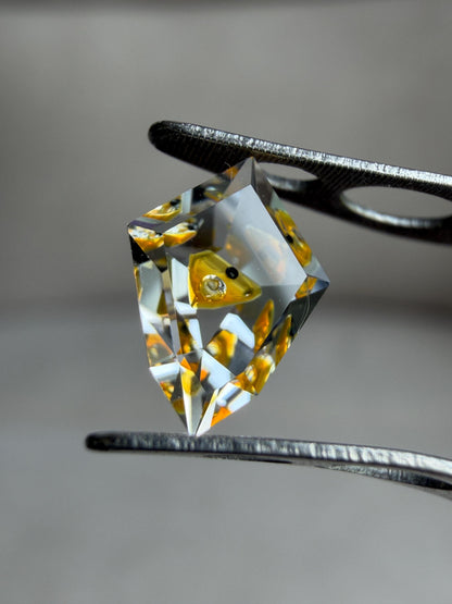 0.75ct Hand-Cut Shield Petroleum Quartz | Unique Golden Enhydro Crystal