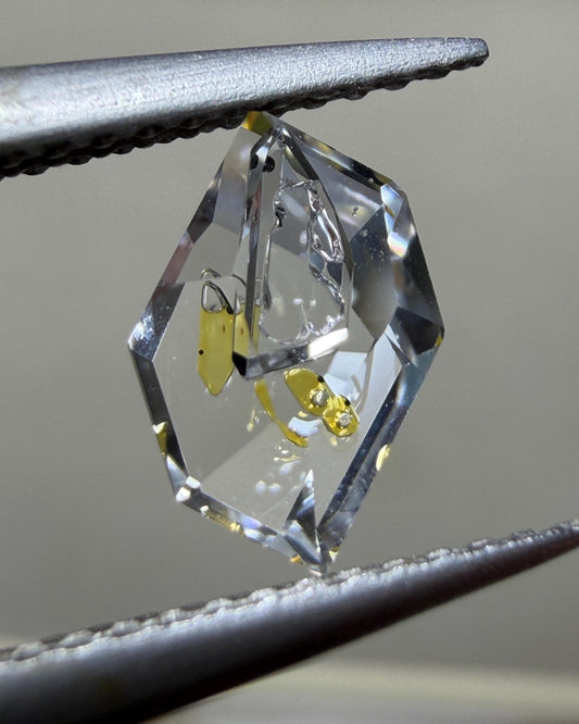 0.57ct Hand-Cut Octagon negative crystal Petroleum Quartz | Golden Enhydro Crystal