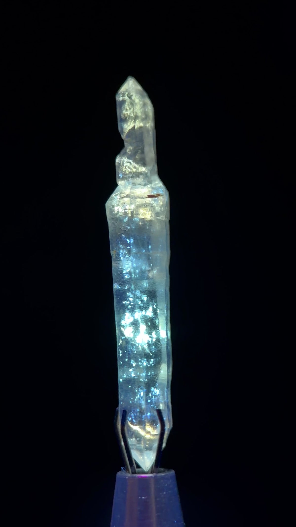 Natural Fluorescent Herkimer Style Petroleum Quartz Crystal Specimen – 34 mm, 1.2 g – Yunnan/Guizhou, China – UV Luminescence