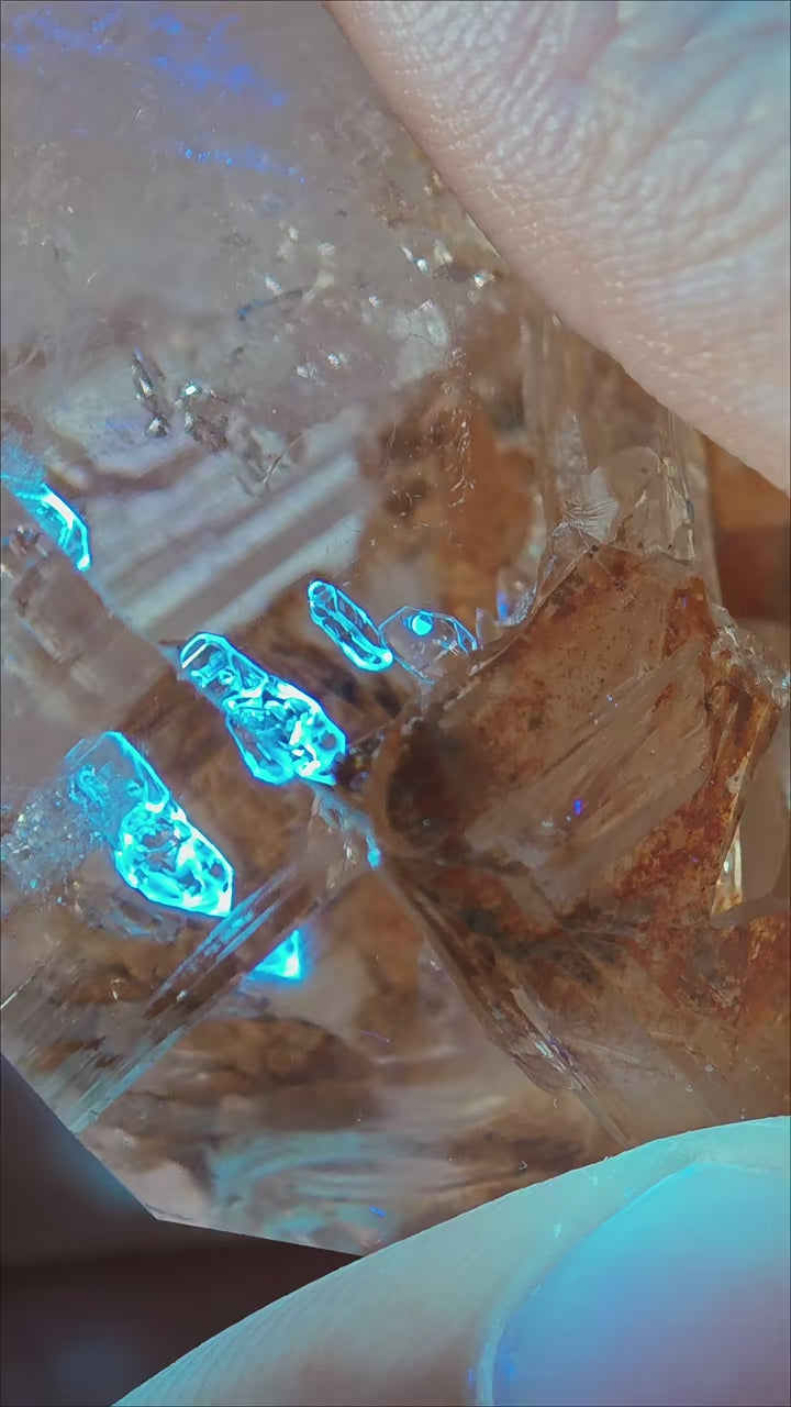 Natural High-Clarity Lavender Quartz Specimen with Flowing Petroleum in 3D Negative Crystal | Origin