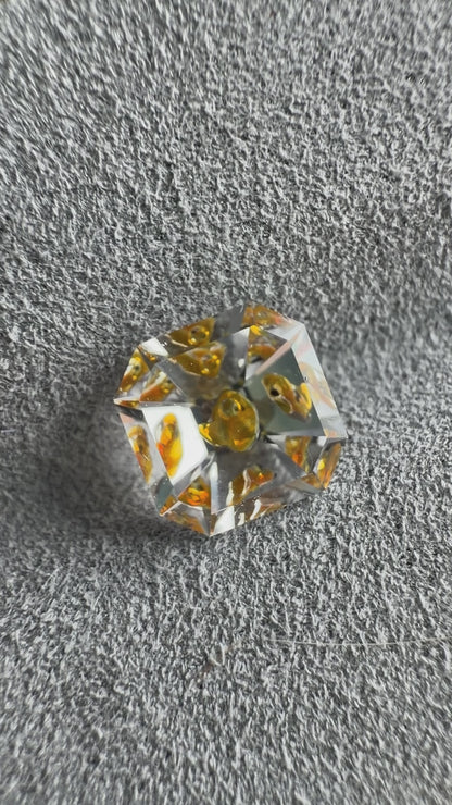 1.28 ct Square Cut Petroleum Quartz with Moving Bubble Enhydro – Madagascar (6.6 mm)