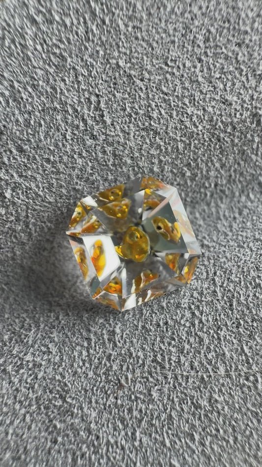 1.28 ct Square Cut Petroleum Quartz with Moving Bubble Enhydro – Madagascar (6.6 mm)