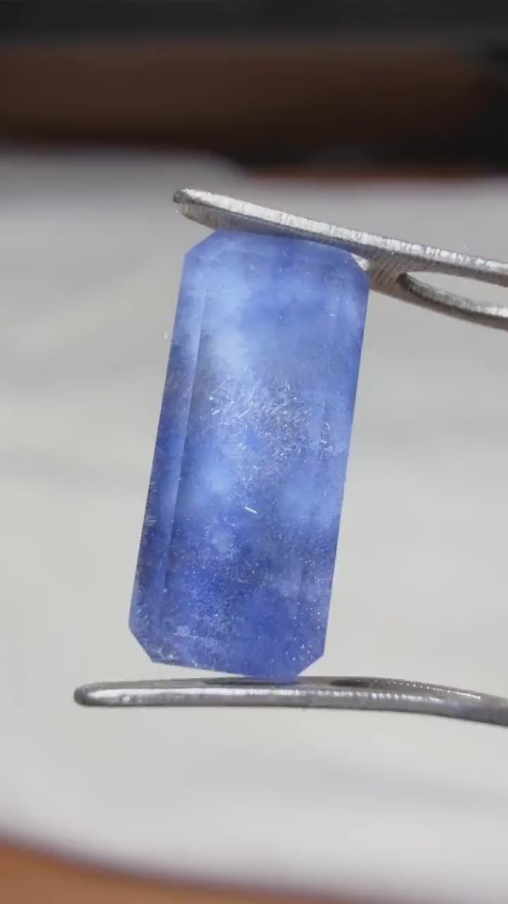 Dumortierite 1.84ct (4.8*11.4mm)