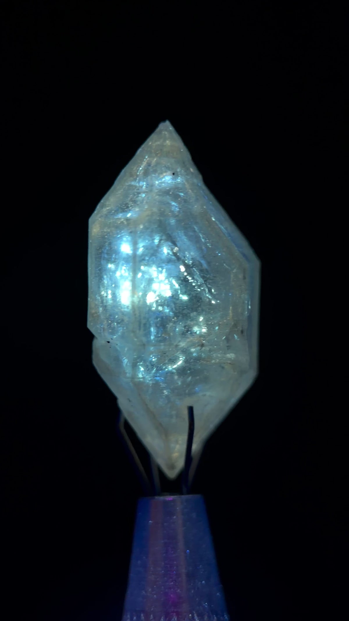 Natural Fluorescent Herkimer Style Petroleum Quartz Crystal Specimen – 26 mm, 4.1 g – Yunnan/Guizhou, China – UV Luminescence