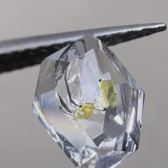 0.57ct Hand-Cut Octagon negative crystal Petroleum Quartz | Golden Enhydro Crystal